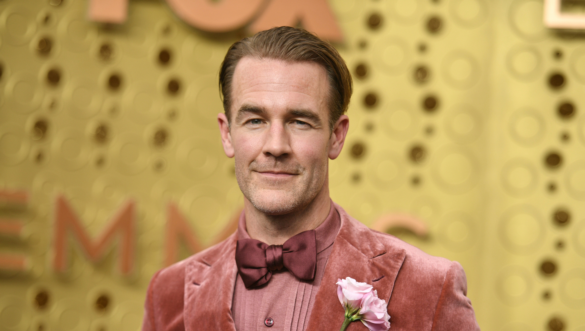 Fundraiser for widow and children of James Van Der Beek surpasses goal within hours