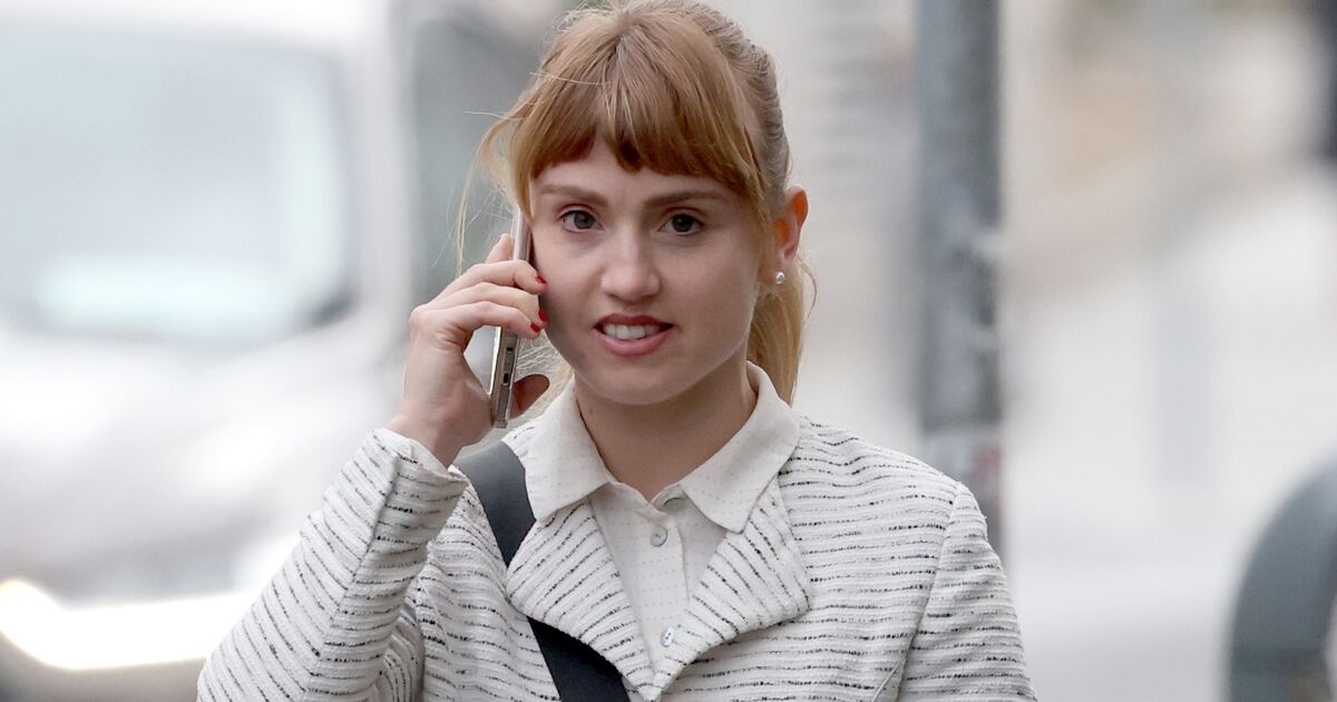 Teacher who claimed garda broke her arm in station settles case