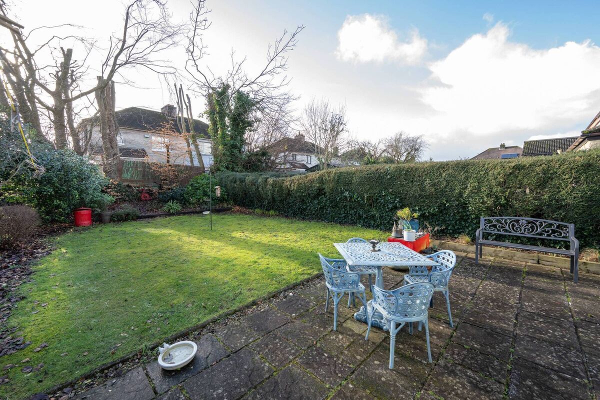 south facing back garden south facing back garden