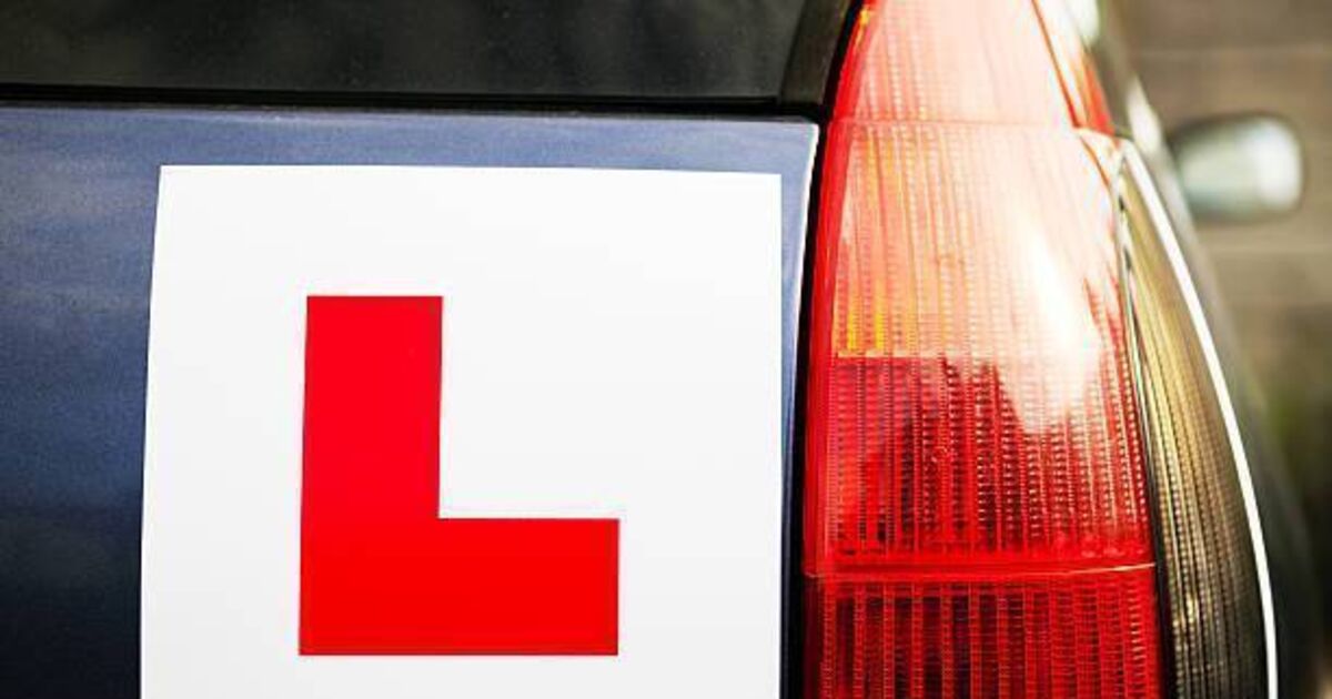 Driver testers to strike next week over uninsured cars