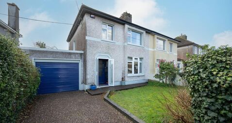 Get your ducks in a row for attractive €550,000 home by the Lough 