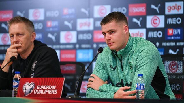 <p>ANGRY: Evan Ferguson and head coach Heimir Hallgrimsson during a Republic of Ireland media conference. Pic: Stephen McCarthy/Sportsfile</p>