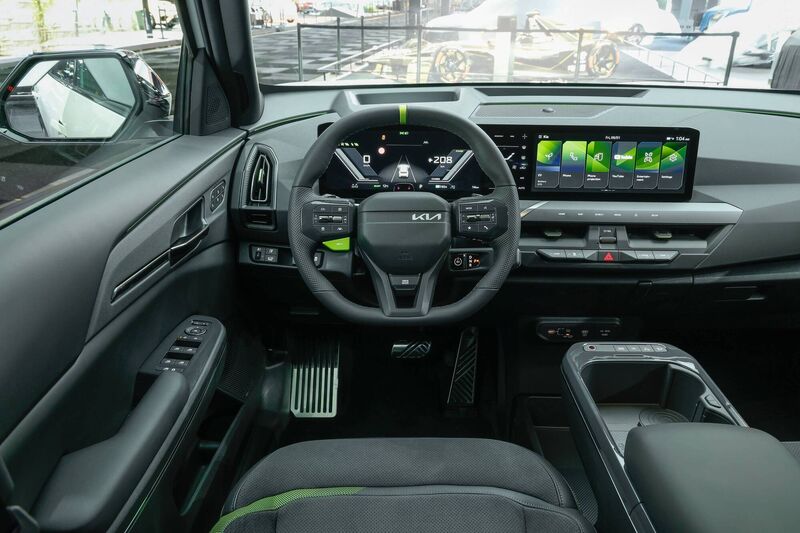 The Kia E5 is is essentially the electric equivalent of the Sportage and that puts it slap bang centre of where customer demand is going to go with EVs. The Kia E5 is is essentially the electric equivalent of the Sportage and that puts it slap bang centre of where customer demand is going to go with EVs.