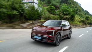 <p>The Kia E5 is is essentially the electric equivalent of the Sportage and that puts it slap bang centre of where customer demand is going to go with EVs.</p> <p>The Kia E5 is is essentially the electric equivalent of the Sportage and that puts it slap bang centre of where customer demand is going to go with EVs.</p>