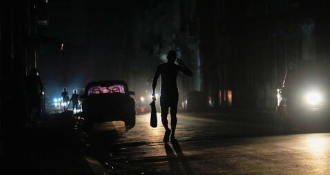 APTOPIX Cuba Power Outage