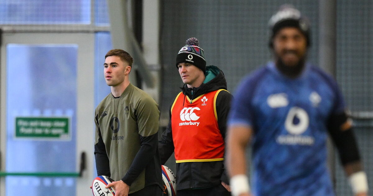 Johnny Sexton backs Jack Crowley but warns Ireland fly-half ahead of England clash