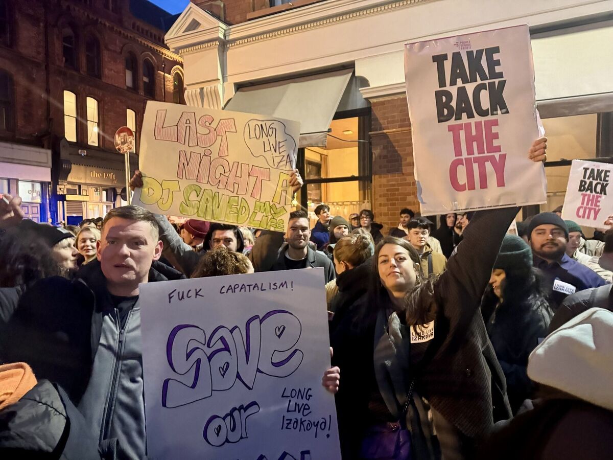 People attend a protest outside the Hoxton Hotel in Dublin, objecting to an injunction the hotel, on Exchequer Street has sought against a late-night venue Yamamori Izakaya on South Great George's Street over noise issues. Picture: Bairbre Holmes/PA Wire People attend a protest outside the Hoxton Hotel in Dublin, objecting to an injunction the hotel, on Exchequer Street has sought against a late-night venue Yamamori Izakaya on South Great George's Street over noise issues. Picture: Bairbre Holmes/PA Wire