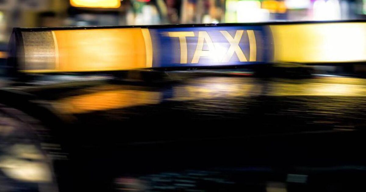 Government has 'no intention' of allowing rideshare apps to address taxi shortage, minister says