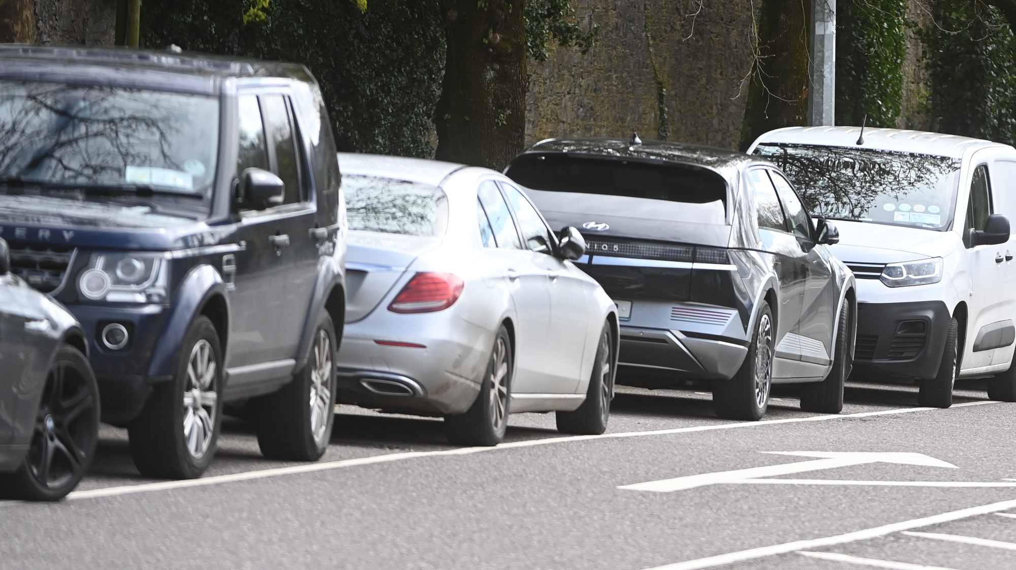 Cork neighbours falling out over parking as housing shortage forces adult children to live at home