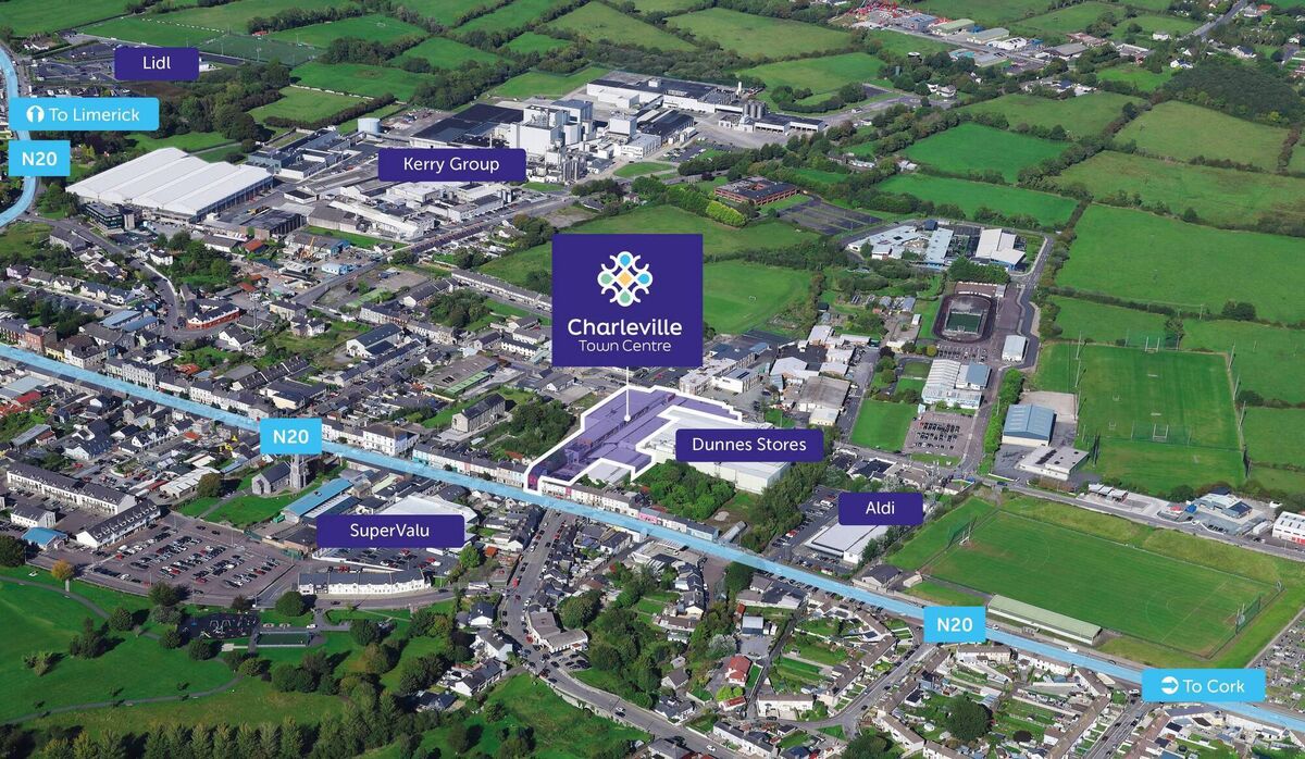 Charleville Shopping Centre in in the town centre