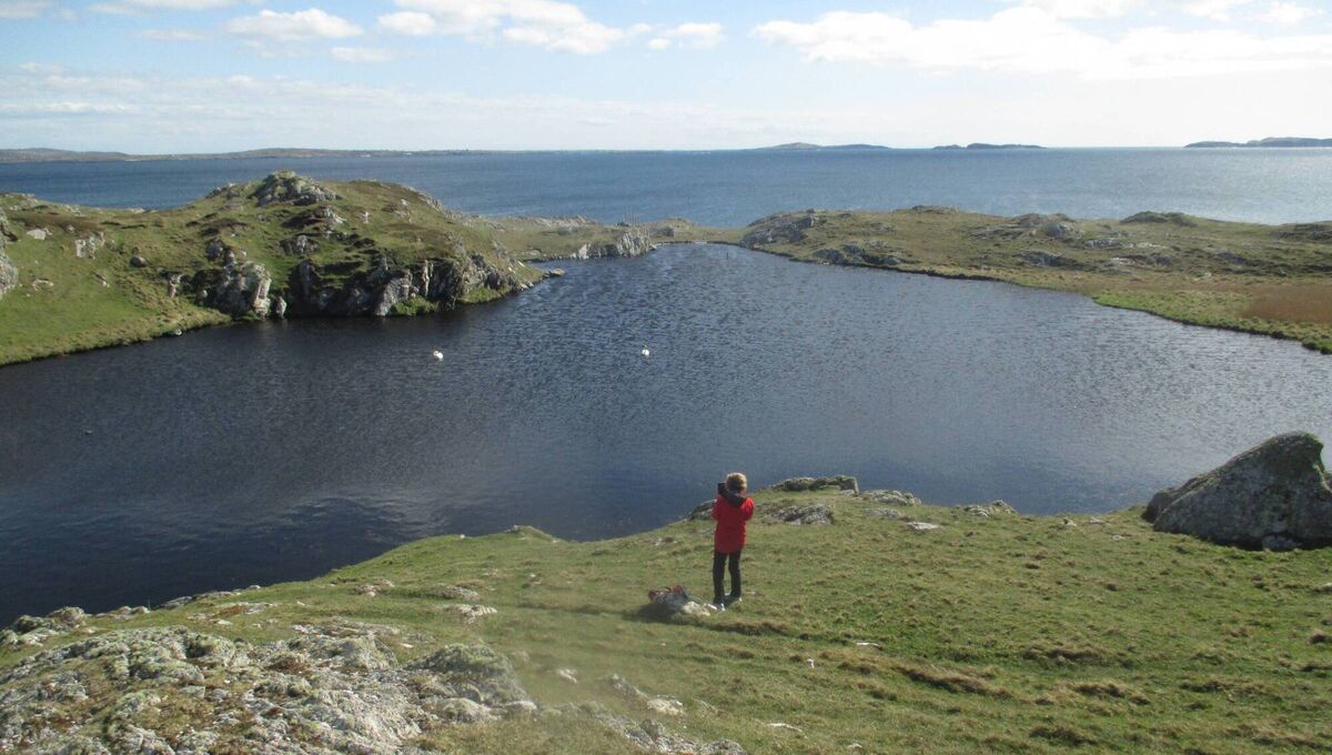 For a lovely walk taking in most of Inishbofin, follow the tarmac west along the south coast from the Harbour and then tag the walking arrows right, with the Instagram-pretty mountains of Achill, Nephin and Croagh Patrick filling the horizon.
