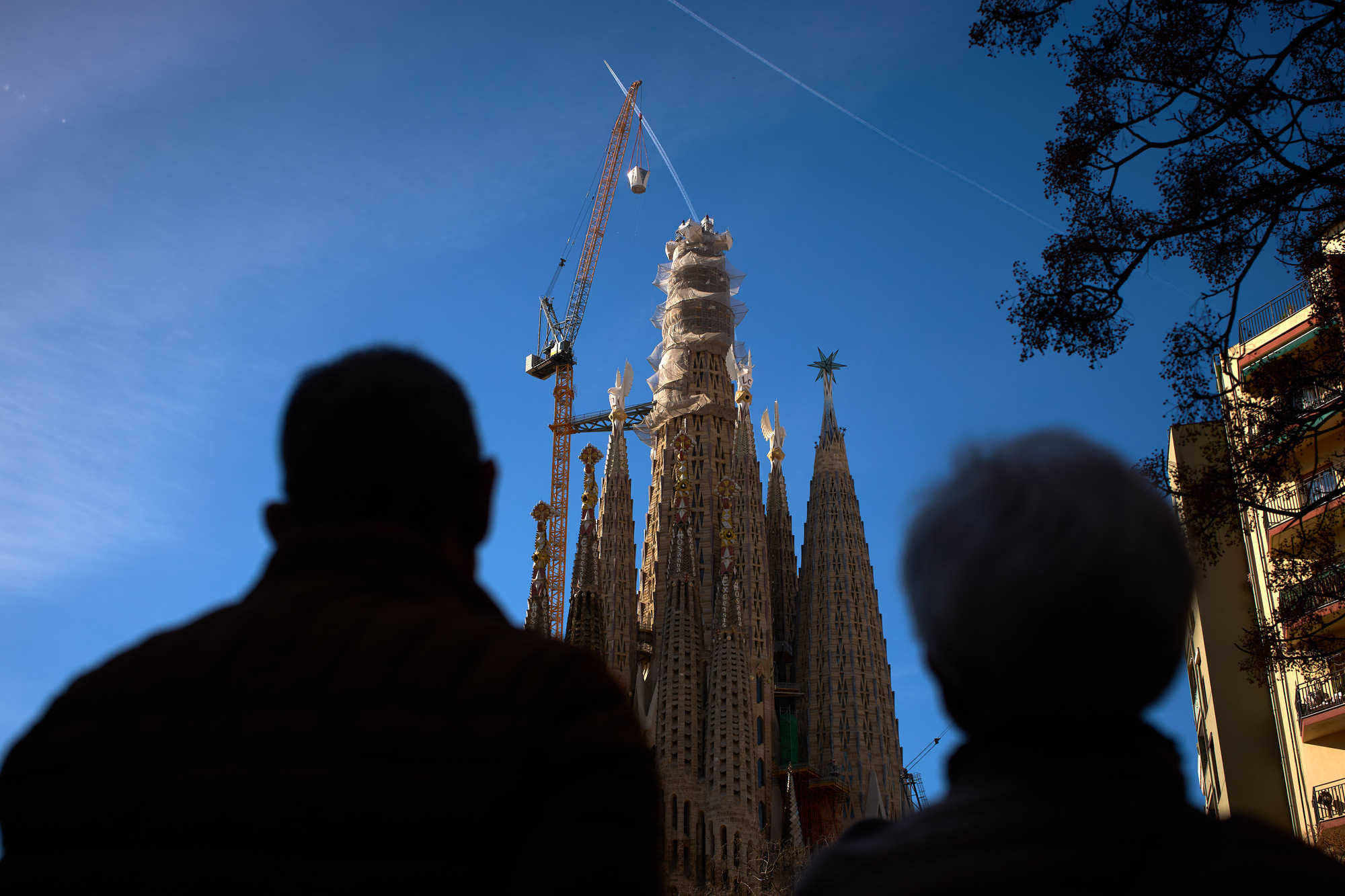 Sagrada Familia reaches its peak with completion of soaring central tower