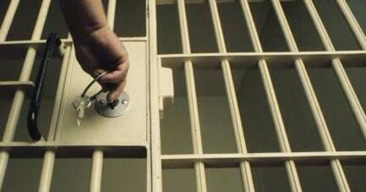 Man jailed after cannabis and €64k in cash wrapped in clingfilm found in his bedroom in Cork