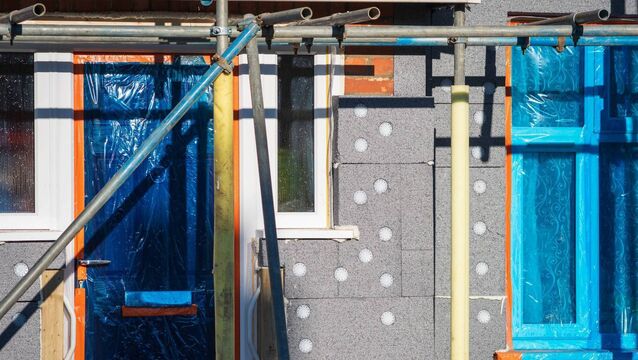 <p>When it comes to insulating the outside walls of a building there are principally three options available to you: drylining, external insulation, and cavity wall insulation.</p>