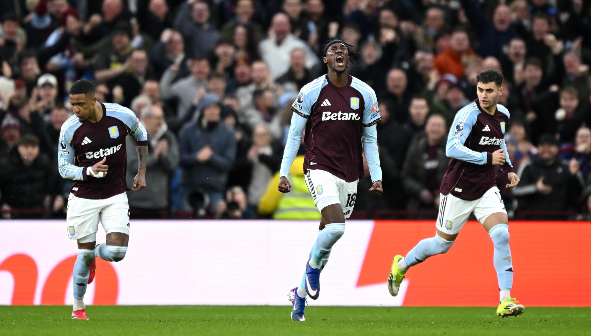 Tammy Abraham strikes late to snatch point for Aston Villa against Leeds