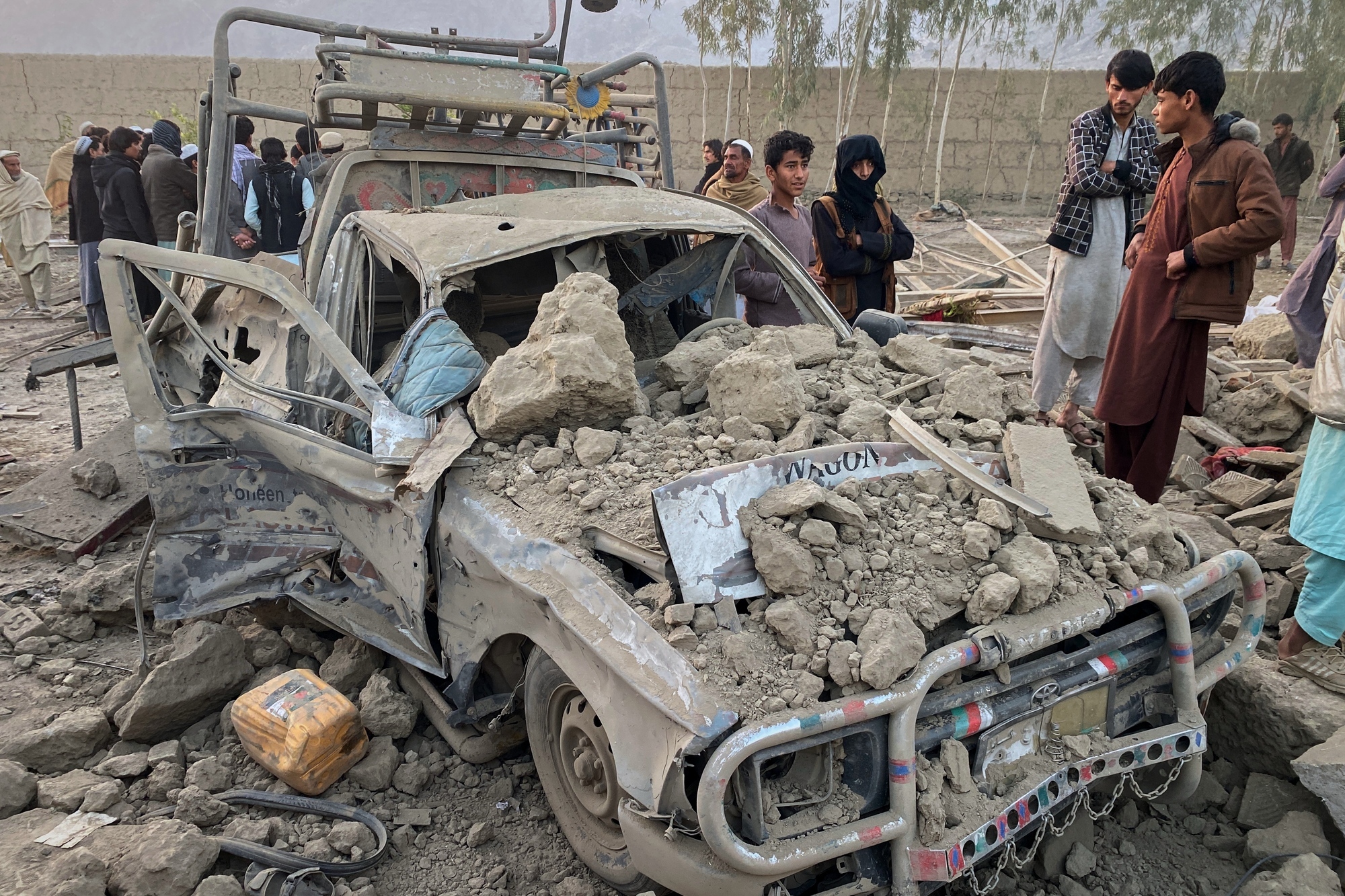 Pakistan claims to have killed at least 70 militants in Afghan border strikes