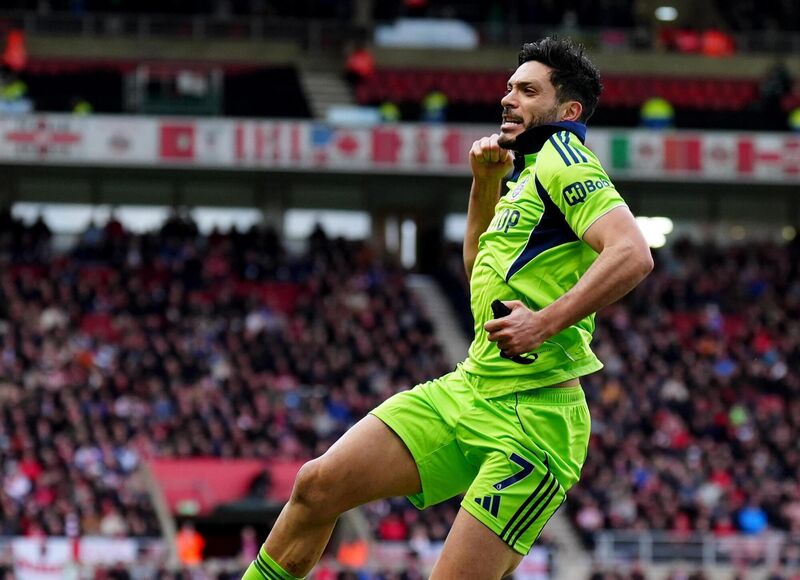 Raúl Jiménez made the difference for Fulham with two goals in the win at Sunderland