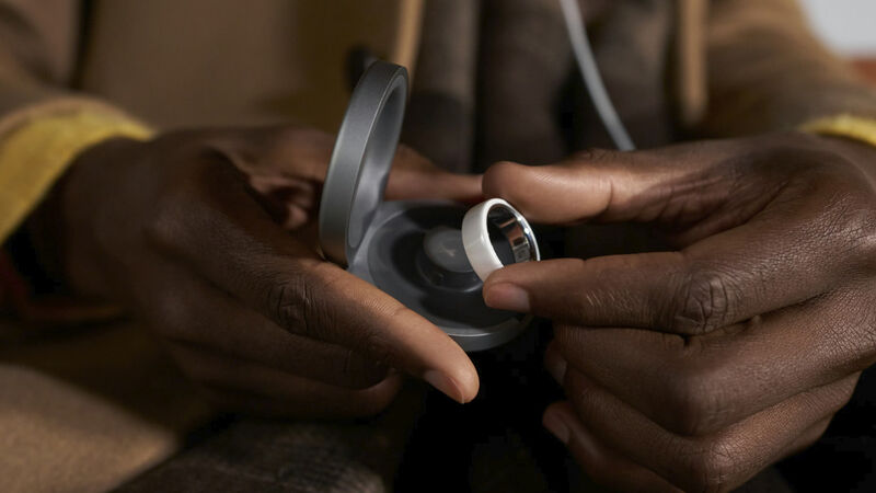 A quick 20 to 80 minute top-up keeps the Oura Ring 4 ready for sleep and activity tracking. Picture: Oura. A quick 20 to 80 minute top-up keeps the Oura Ring 4 ready for sleep and activity tracking. Picture: Oura.