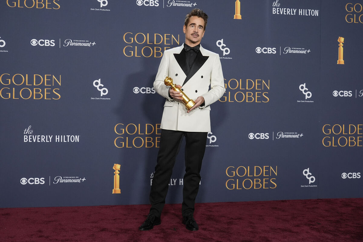 Colin Farrell with his Golden Globe for his performances as the title character in 'The Penguin' Picture: AP Photo/Chris Pizzello
