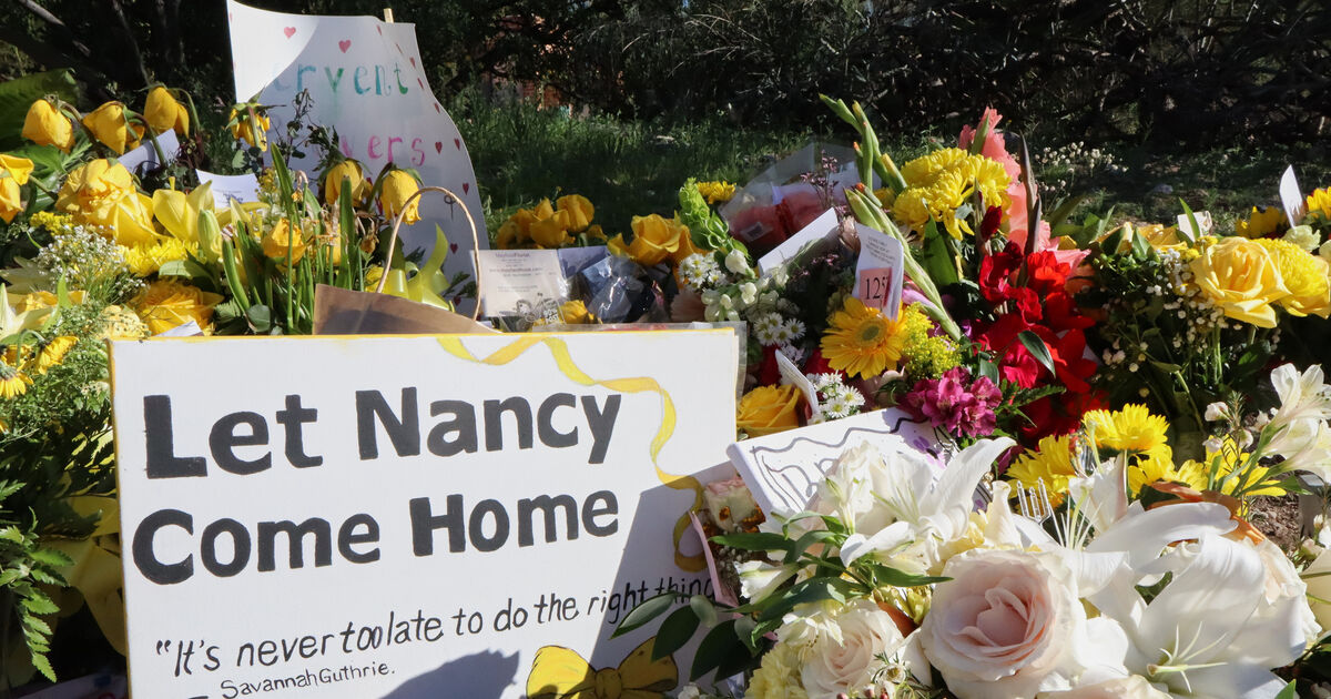 US TV host Savannah Guthrie returns to Arizona home of missing mother