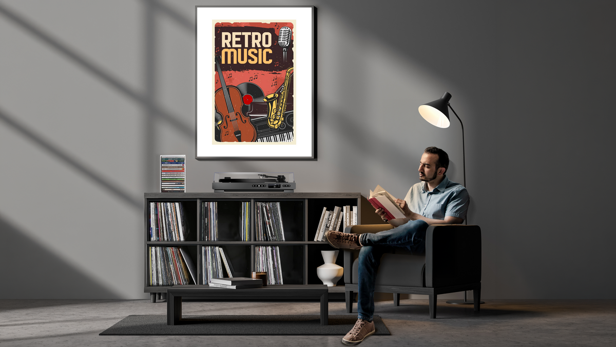 The clear CD track and time display make navigation through albums and playlists easy. Picture: Mixx.