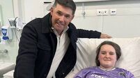 Golf legend Padraig Harrington visits West Cork teen Féile O'Sullivan in hospital