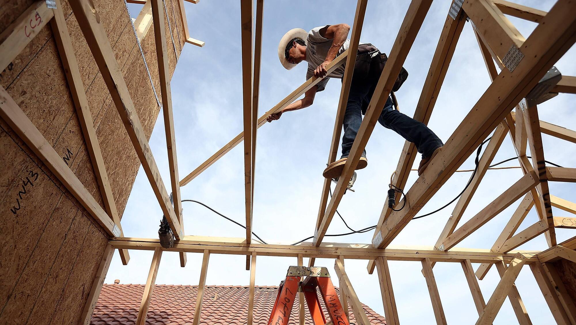 110,000 additional construction workers will be needed over next four years, warns report