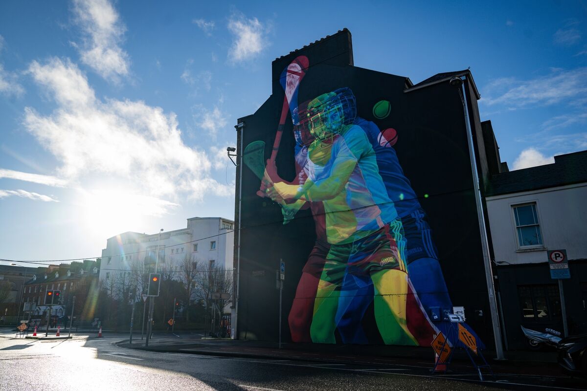 A large mural of a Cork hurler by Irish street artist Aches, located on Anglesea St as part of the Ardú street art project. The piece celebrates sporting identity while contributing to Cork’s growing public art landscape.	Picture: Chani Anderson
                    