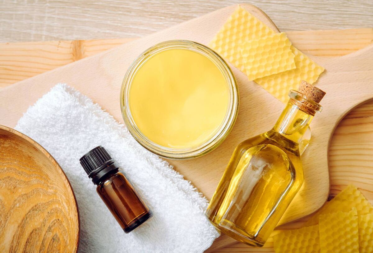 Non-toxic cleaners like home-made beeswax polish not only deliver superb shine but are less harsh on your lungs, writes Kya deLongchamps. 