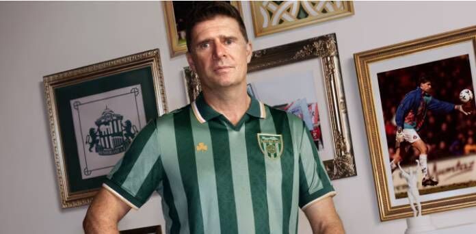 Niall Quinn modelling a shirt for Sunderland's Ireland collection.