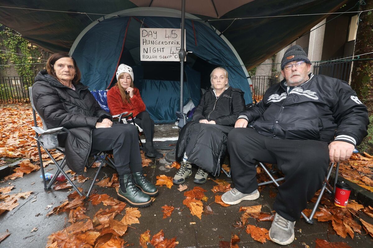 From left: Survivors of institutional abuse Mary Dunlevy Green from Limerick, 73, Miriam Moriarty Owens from Tralee, 68, Mary Donovan from Kerry, 57, and Maurice Patton O'Connell from Kerry, 57, on hunger strike outside Leinster House. From left: Survivors of institutional abuse Mary Dunlevy Green from Limerick, 73, Miriam Moriarty Owens from Tralee, 68, Mary Donovan from Kerry, 57, and Maurice Patton O'Connell from Kerry, 57, on hunger strike outside Leinster House.