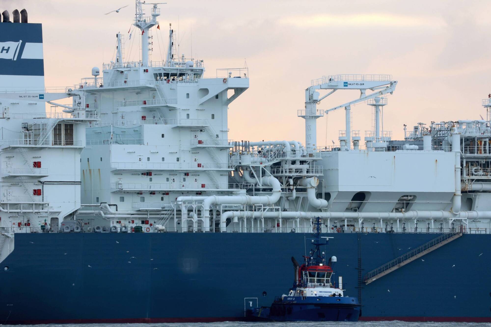 European gas prices jump 20% as Qatari LNG exports remain halted