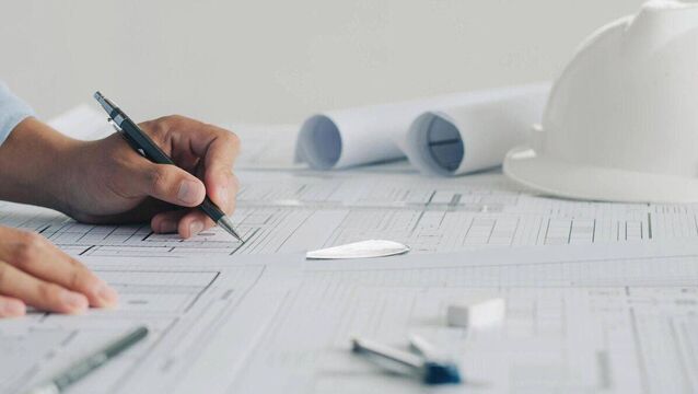 <p>A reader is hoping they won't have to pull out of a sale of another property. </p>