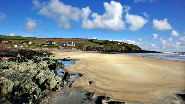 Ballycroneen Beach, East Cork, one of the beautiful beaches awaiting nature lovers all along Ireland's coastlines. <p>Ballycroneen Beach, East Cork, one of the beautiful beaches awaiting nature lovers all along Ireland's coastlines.</p>
