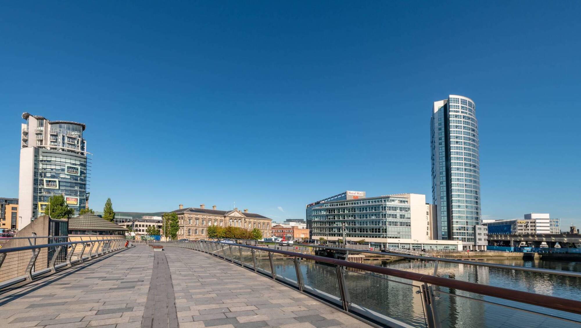 Belfast lives long in memory for globetrotting travel writer