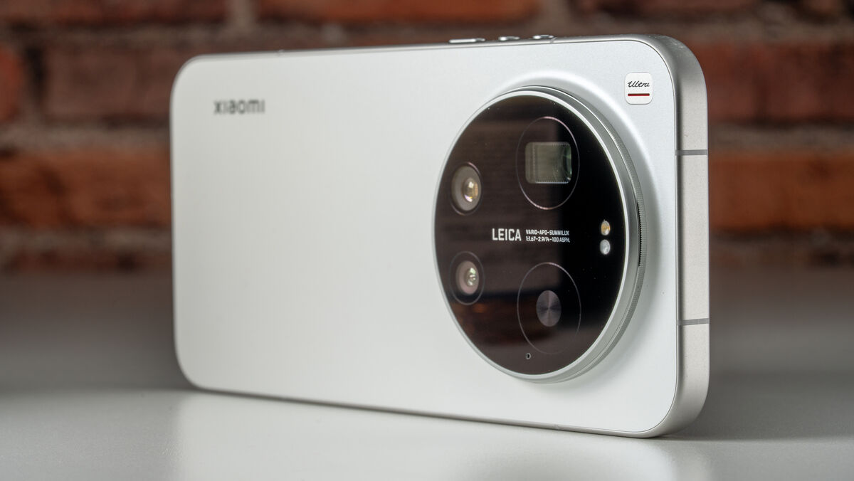 The 6,000mAh battery easily lasts a full day of heavy camera and video testing. Picture: Noel Campion.