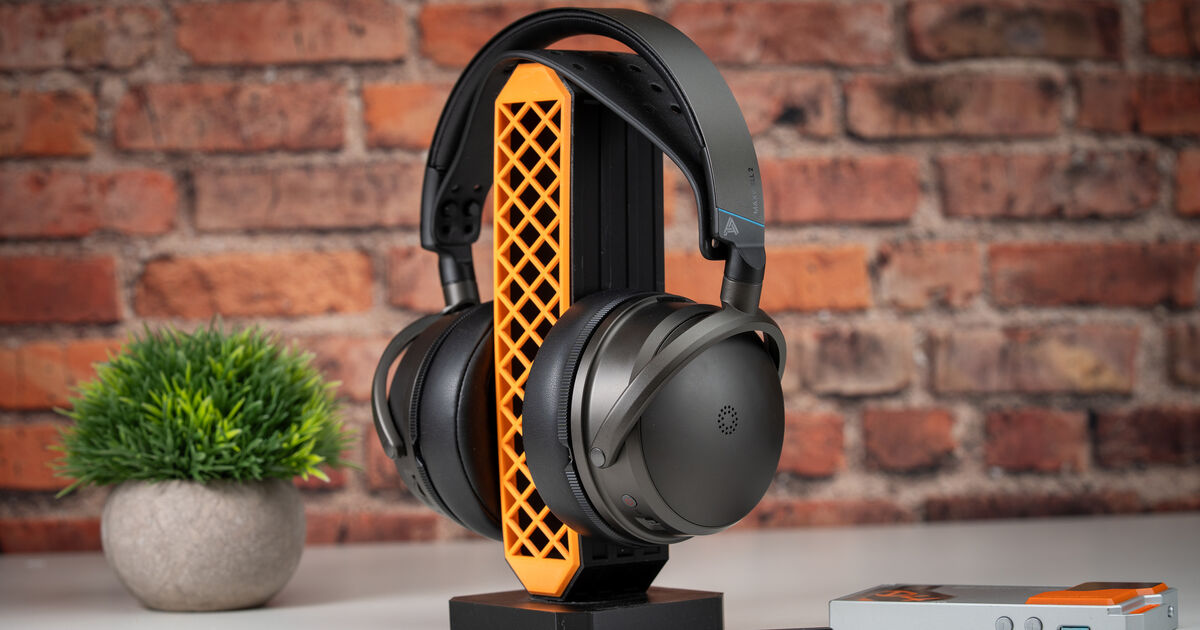 Audeze Maxwell 2 review: Planar power and 80-hour battery life in a serious over-ear package