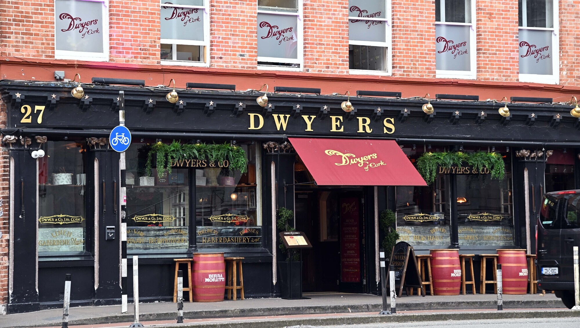 Dwyers pub in Cork city centre loses planning appeal for outdoor seating area