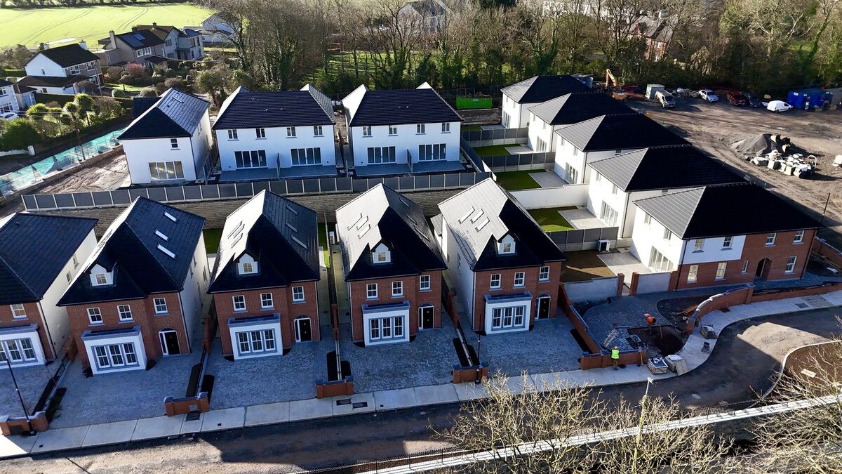 Redbrick and limestone made an attractive combination