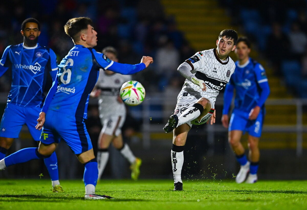 Colm Whelan of Bohemians curls one off his left. Pic: Tyler Miller/Sportsfile