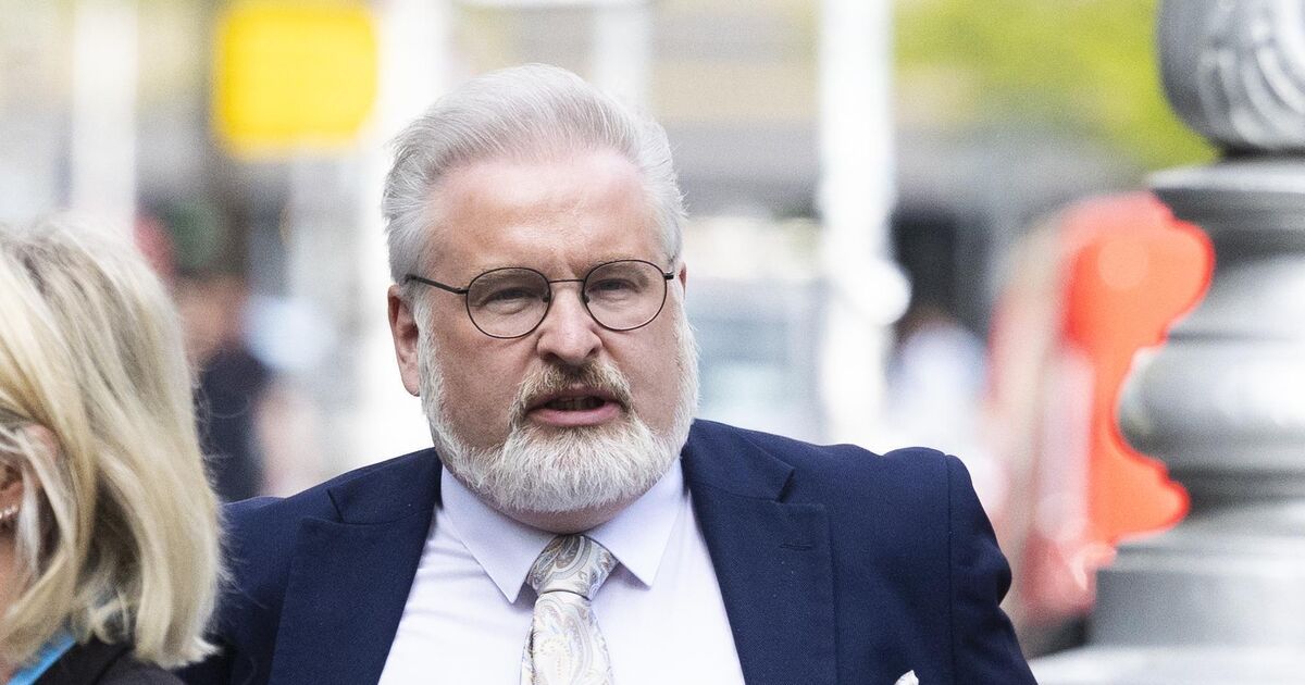 Ken O'Flynn denies using AI to write complaint letter over drag artist to Dublin Zoo