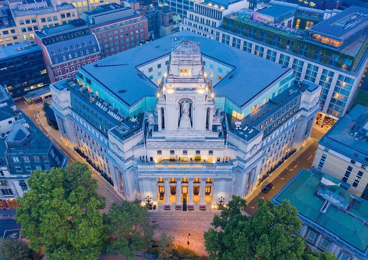 Four Seasons, Ten Trinity Square, London, redeveloped by Tide Construction, a UK company founded by John Fleming
